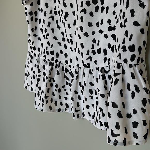 Animal Print Peplum Blouse Size S - Picture 4 of 8